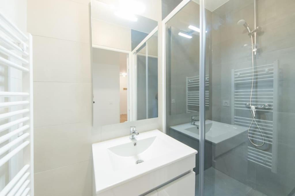Suite Moderne Familiale 8 Pers - Disney 10M - 2 Sdb Μπισί-Σεν Ζορζ Εξωτερικό φωτογραφία