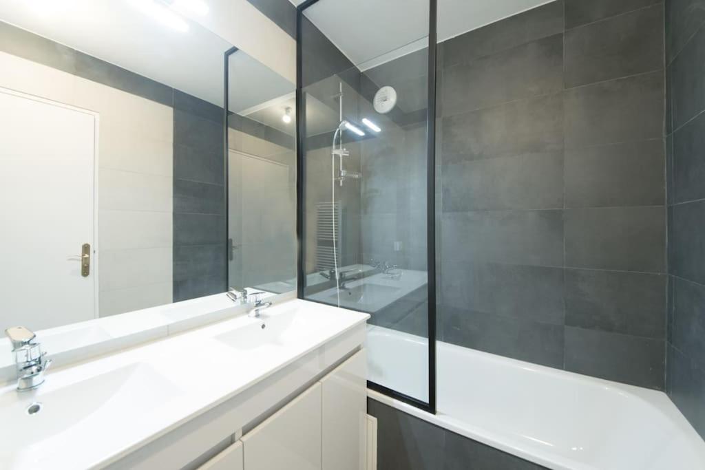 Suite Moderne Familiale 8 Pers - Disney 10M - 2 Sdb Μπισί-Σεν Ζορζ Εξωτερικό φωτογραφία